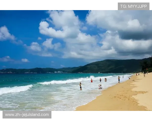 比基尼娱乐场:打造属于你的海边度假时尚风格